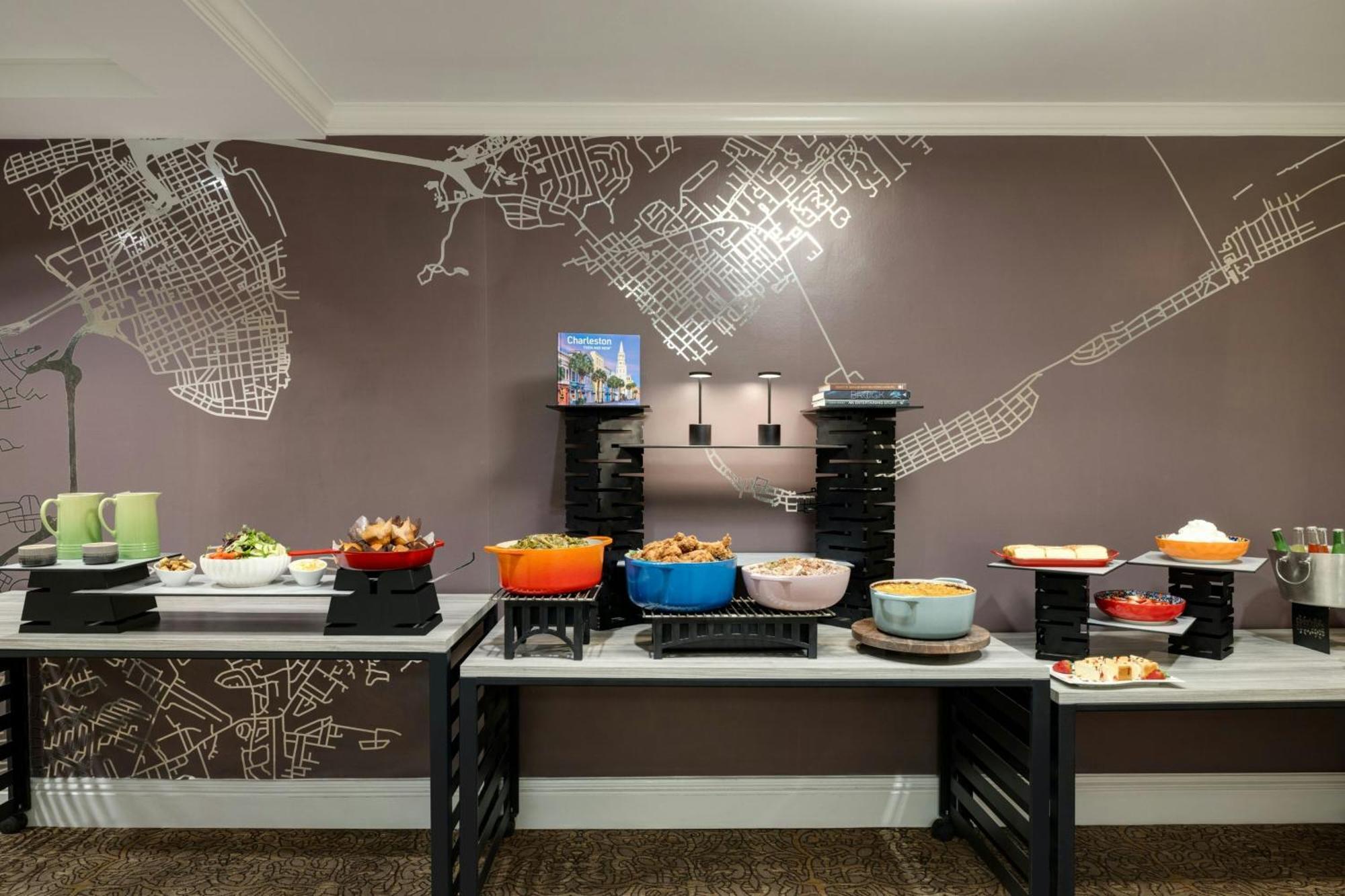 Courtyard By Marriott Charleston Historic District Hotell Exteriör bild