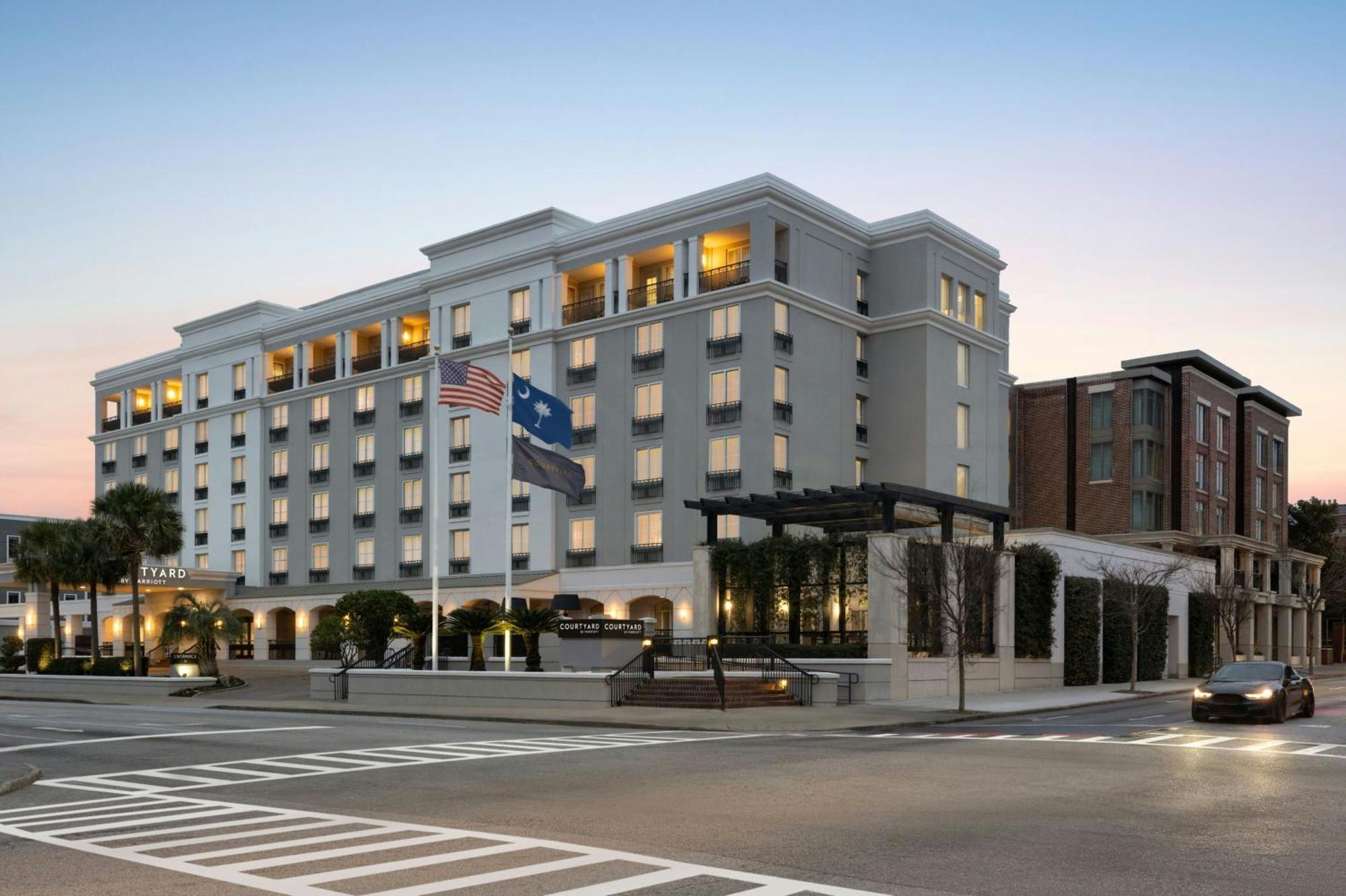 Courtyard By Marriott Charleston Historic District Hotell Exteriör bild
